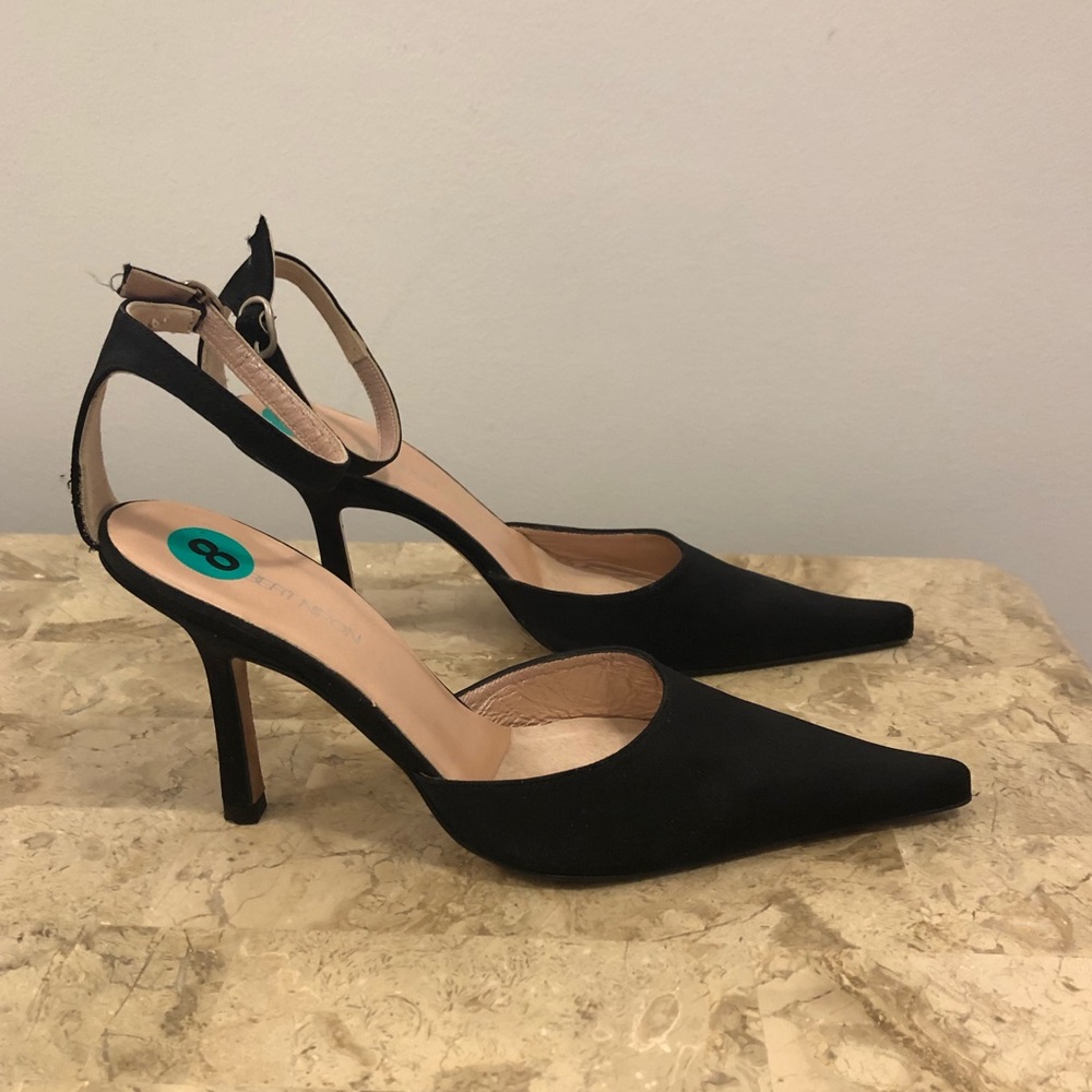 New Albert nipon heels
